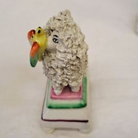 Antique Staffordshire poodle figurines with birds in mouth made in ENGLAND - Picture 3 of 5